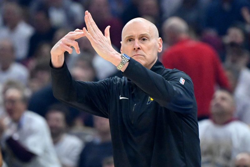 Pacers coach embraces NBA change by giving up a little control